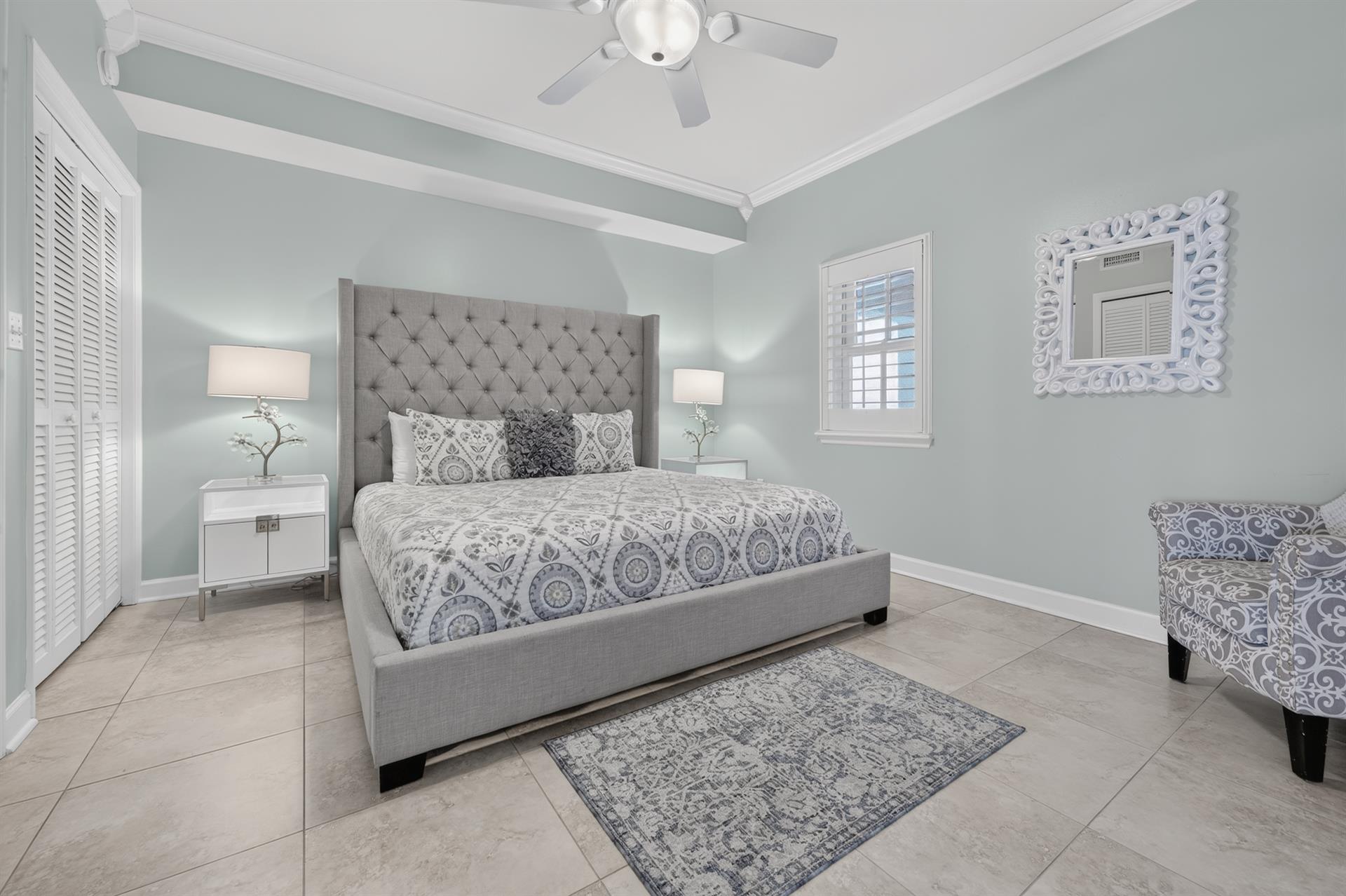 093Guest Bedroom Bside