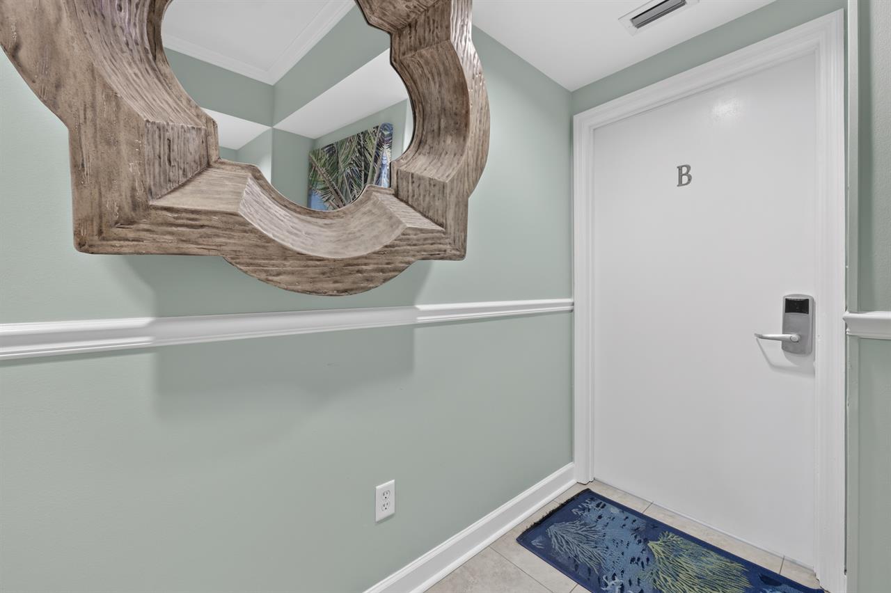 061Entryway Bside