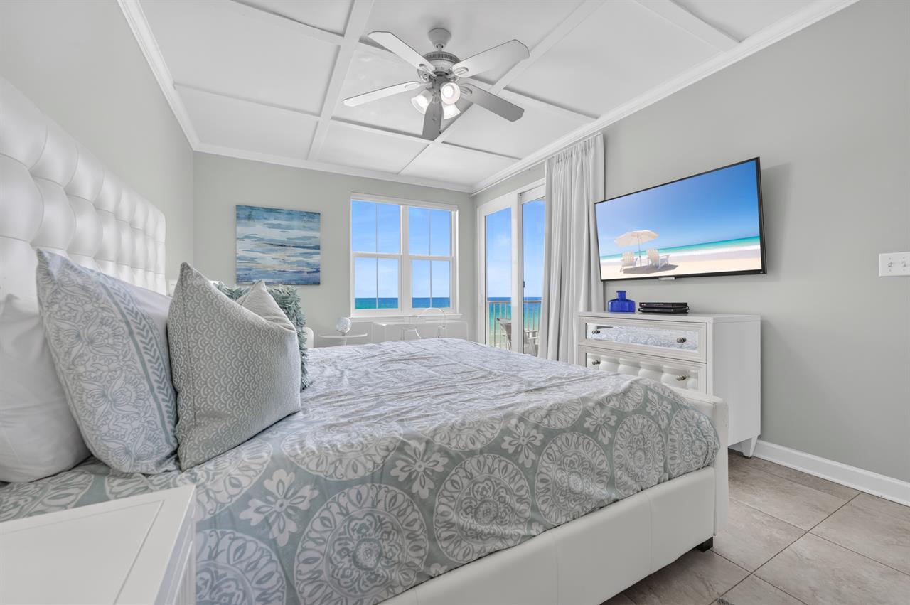 035Master Bedroom Aside