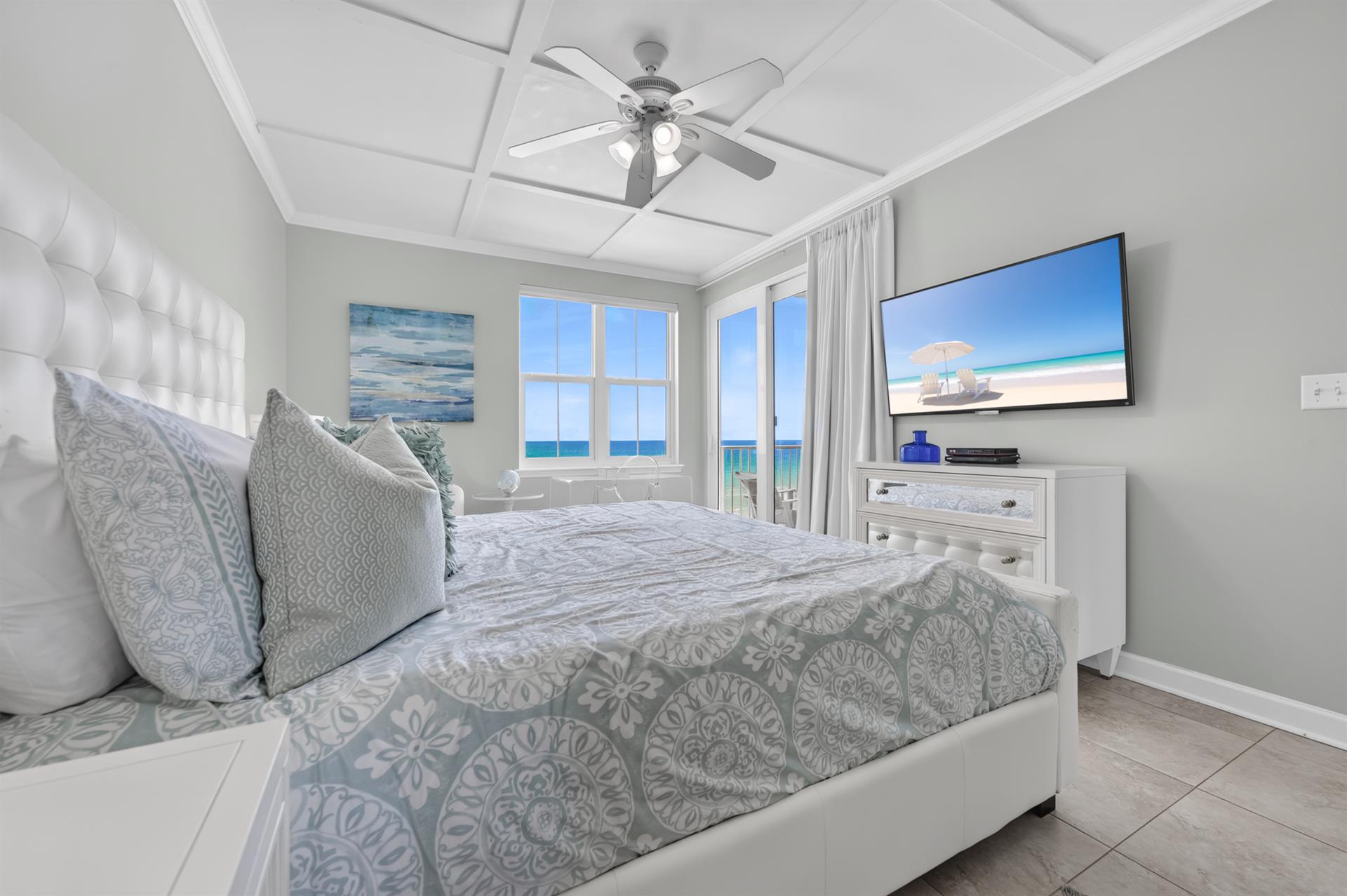 035Master Bedroom Aside