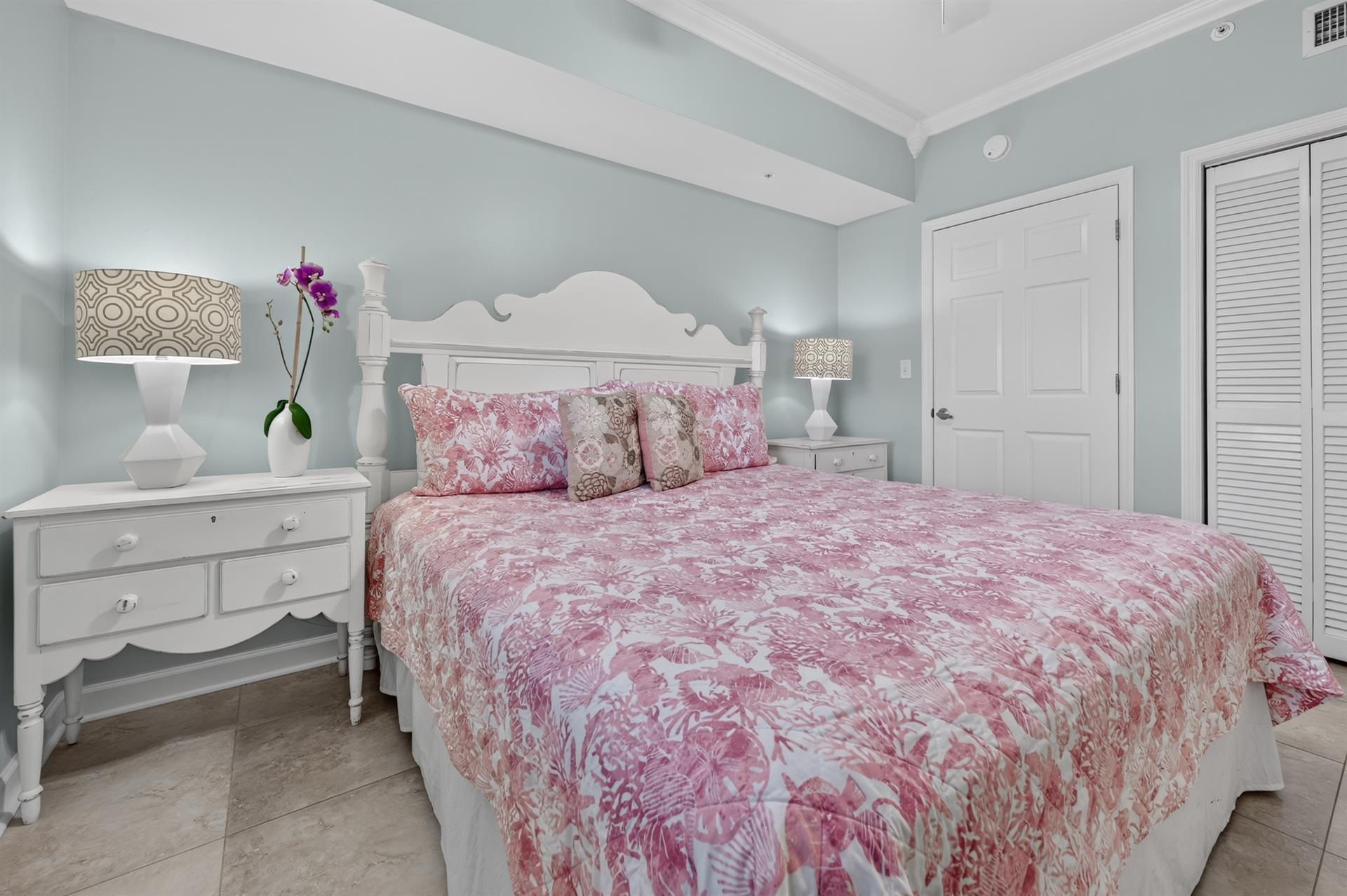 050Guest Bedroom Aside