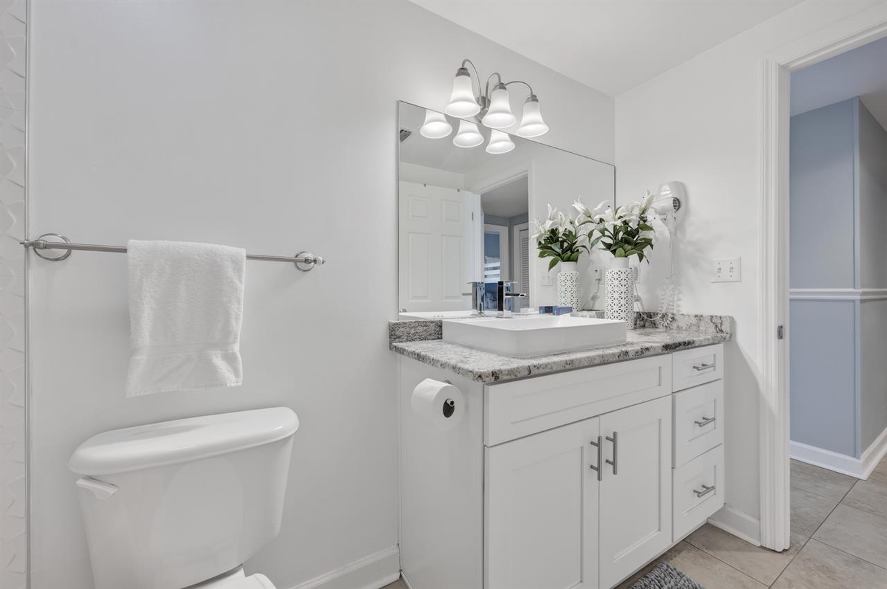 052Guest Bathroom Aside