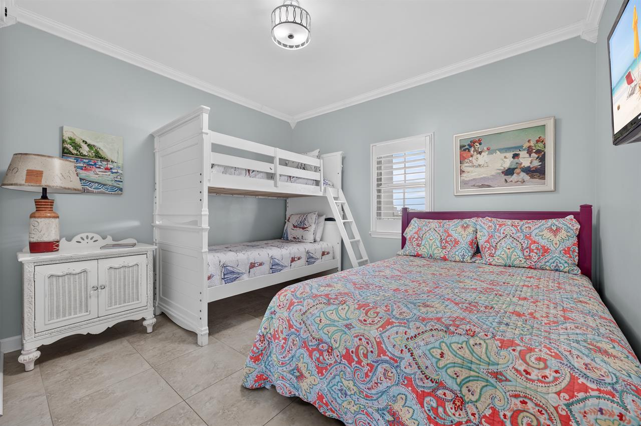 054Guest Bedroom 2 Aside