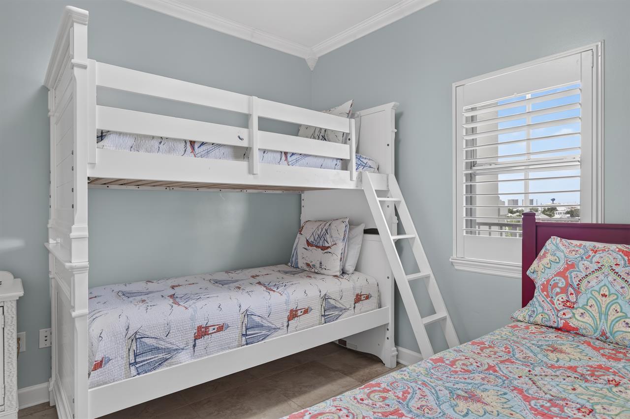 056Guest Bedroom 2 Aside