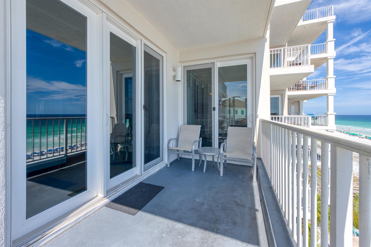 104Balcony Bside