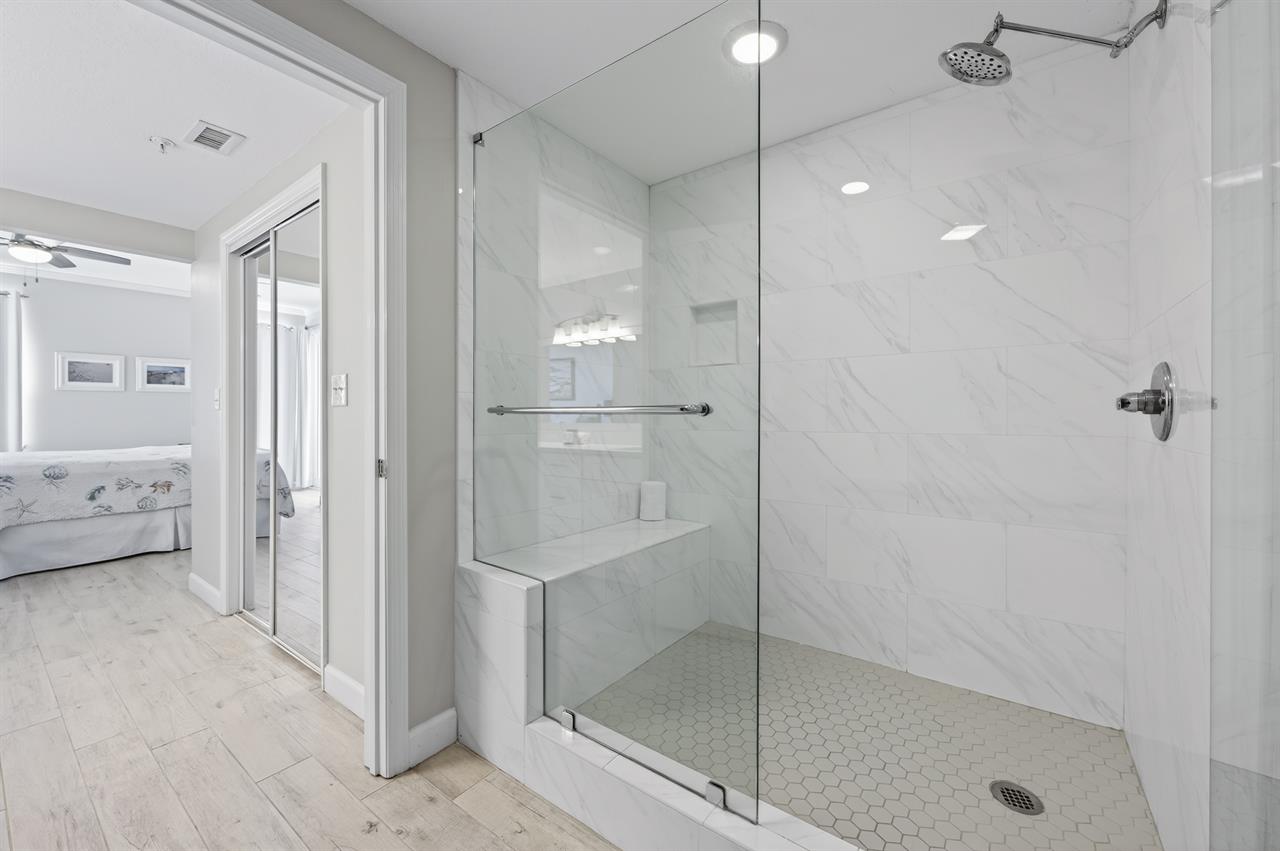 45Master Bathroom