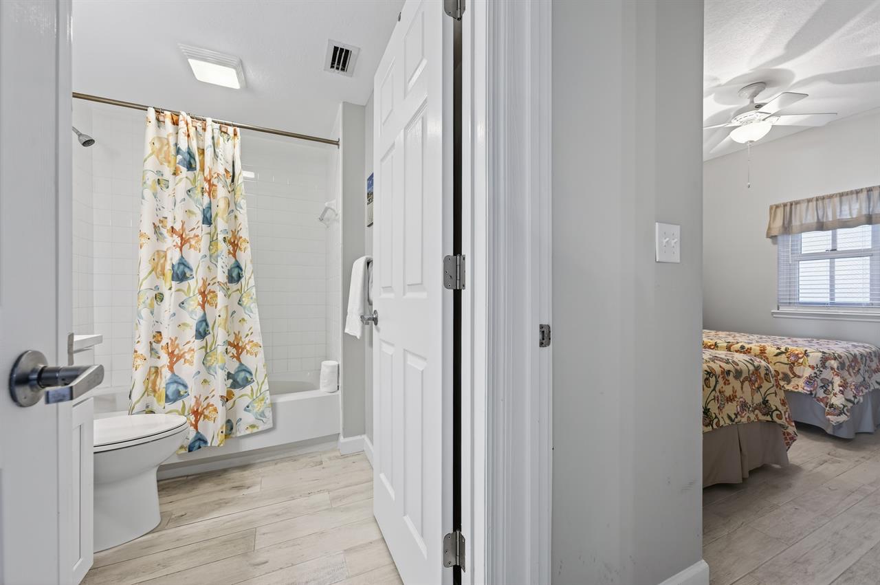 46Guest Bathroom