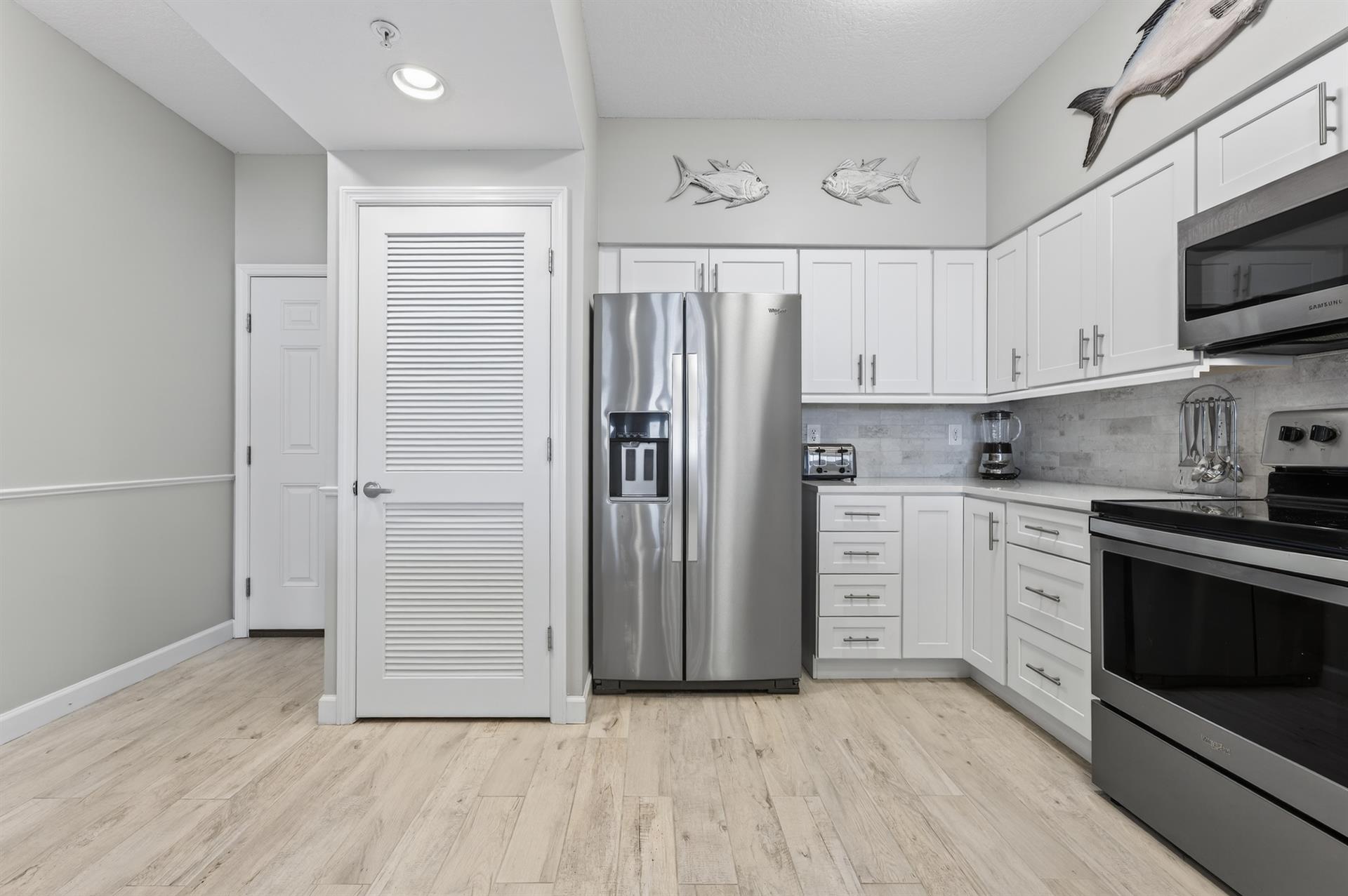35Kitchen