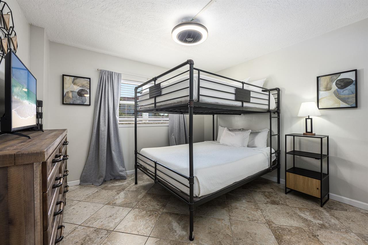 Bunk room