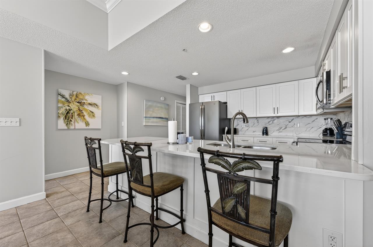 103B  Breakfast Bar