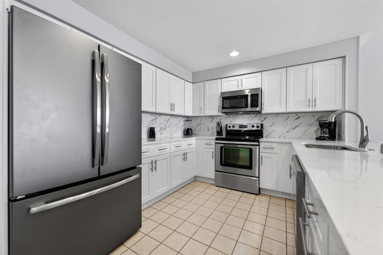 103B  Kitchen