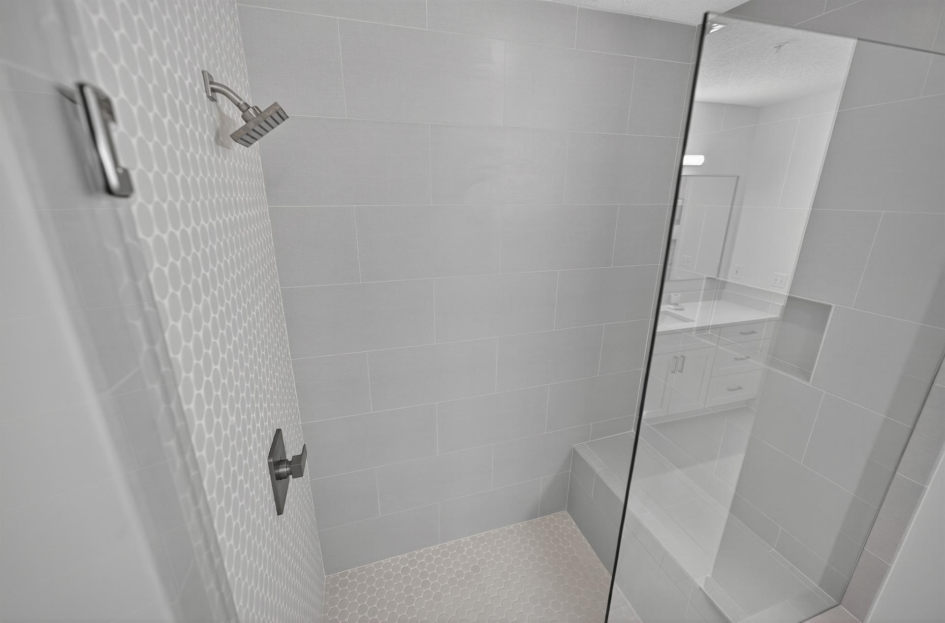 208B  Master Bathroom