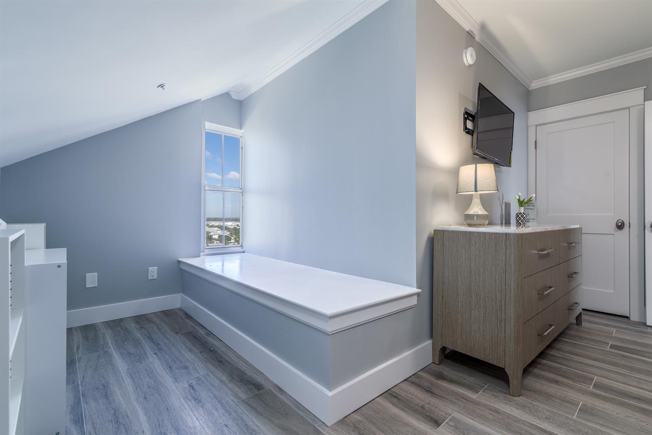 Guest Bedroom  2nd Floor