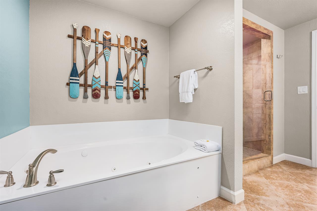 608A  Master Bathroom