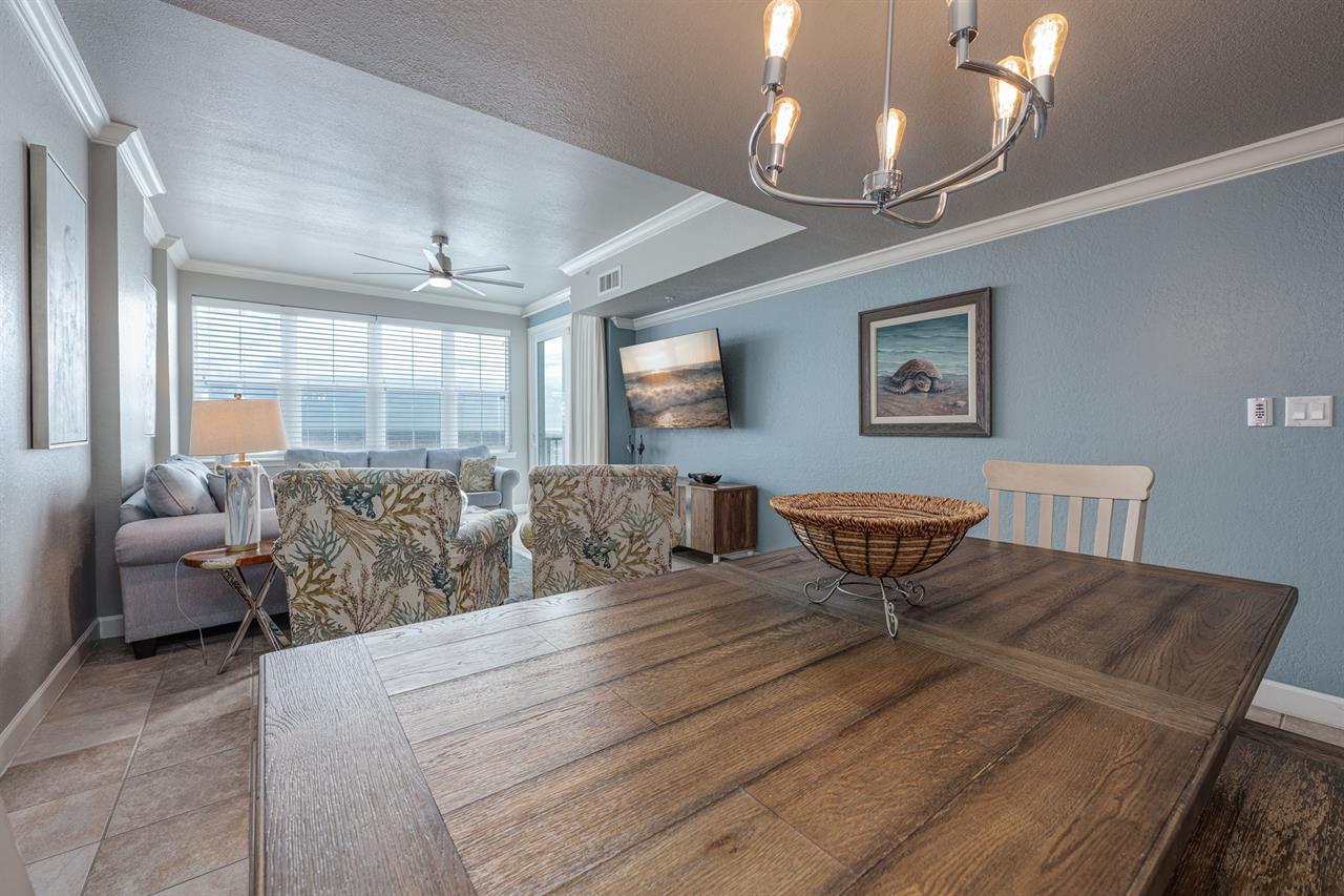608B  Dining Area