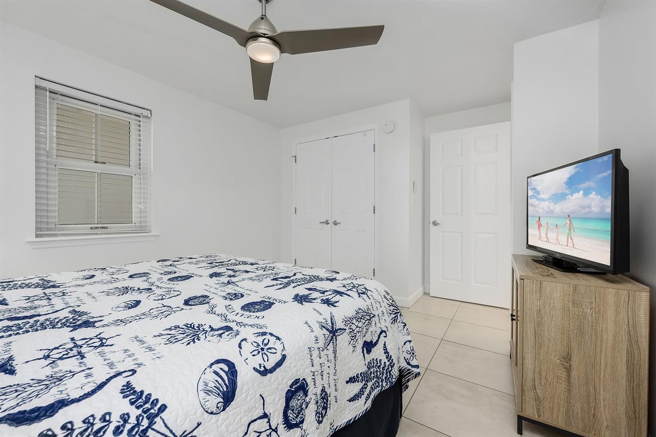 Guest Bedroom  1st floor