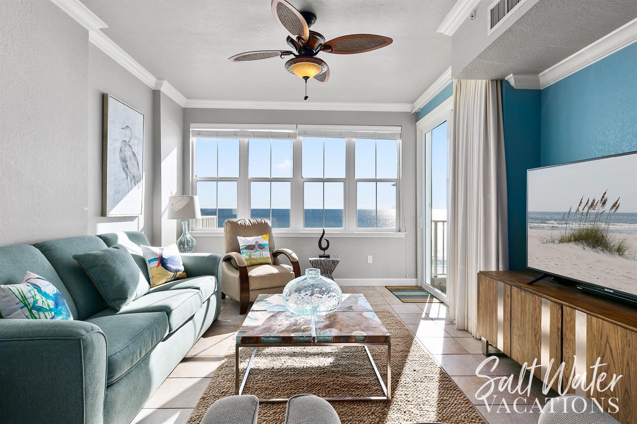 121160 119184livingroomb B