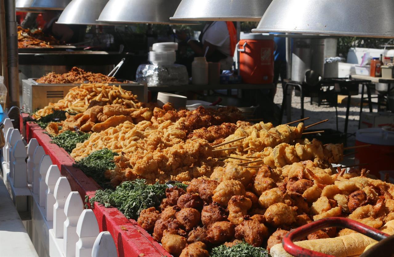 121658 Destin Seafood Festival B