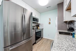 64 Cross Creek RdUnit 8LoRes30