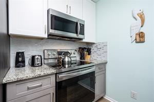 64 Cross Creek RdUnit 8LoRes32