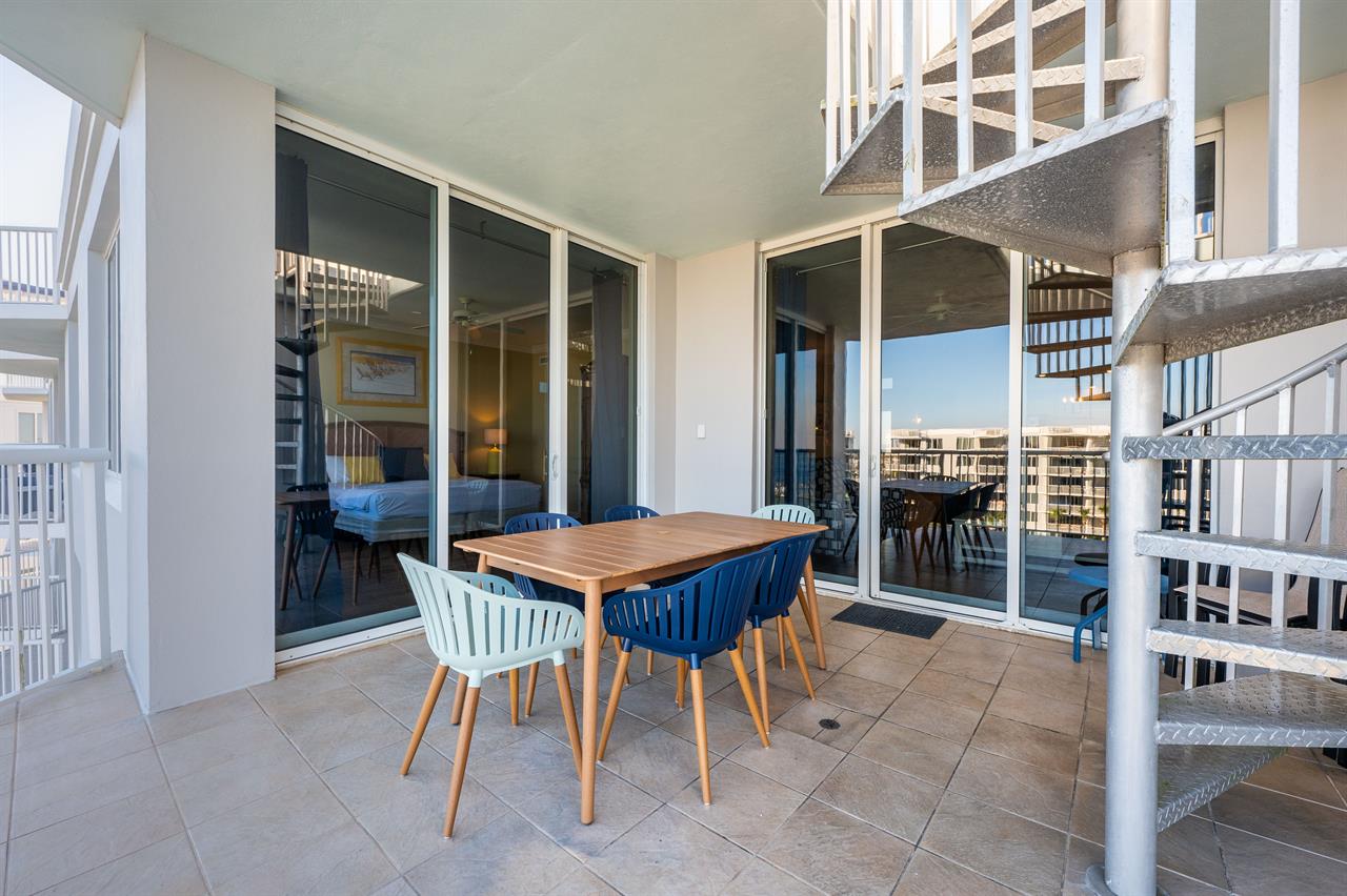 Covered Balcony