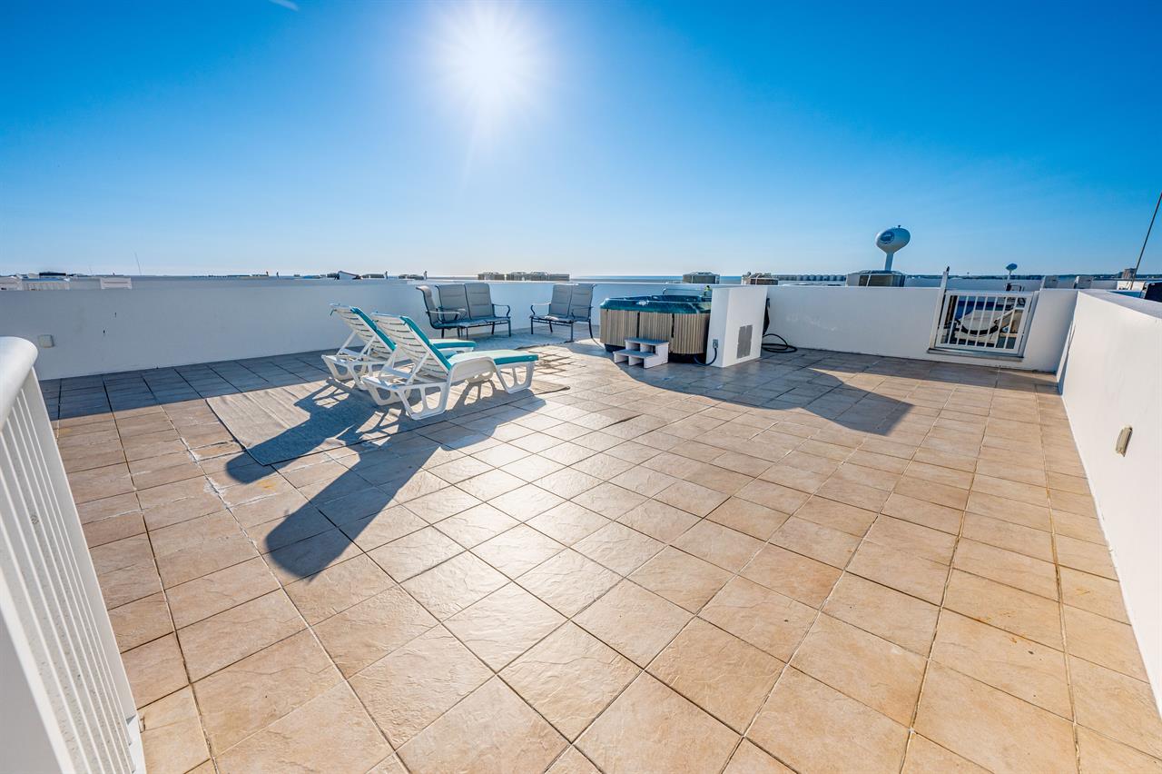 Sun Deck