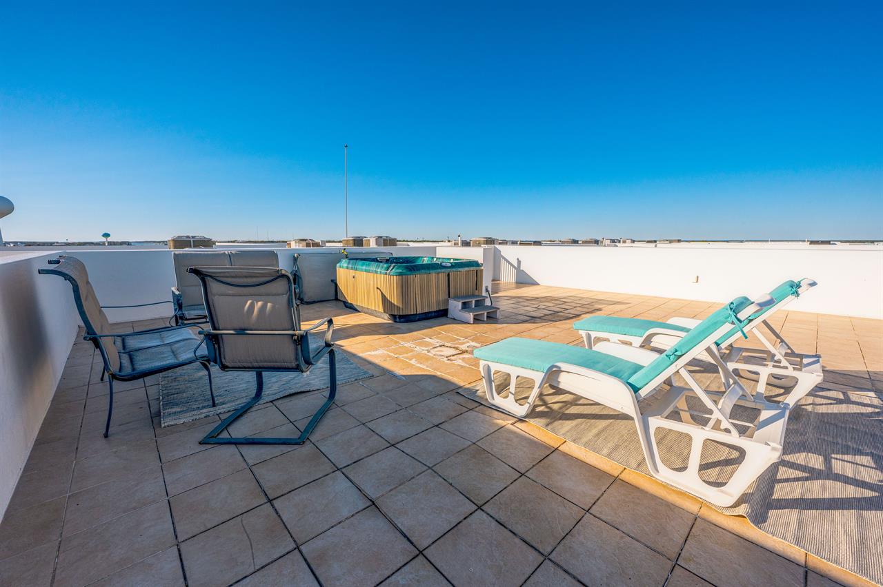 Sun Deck