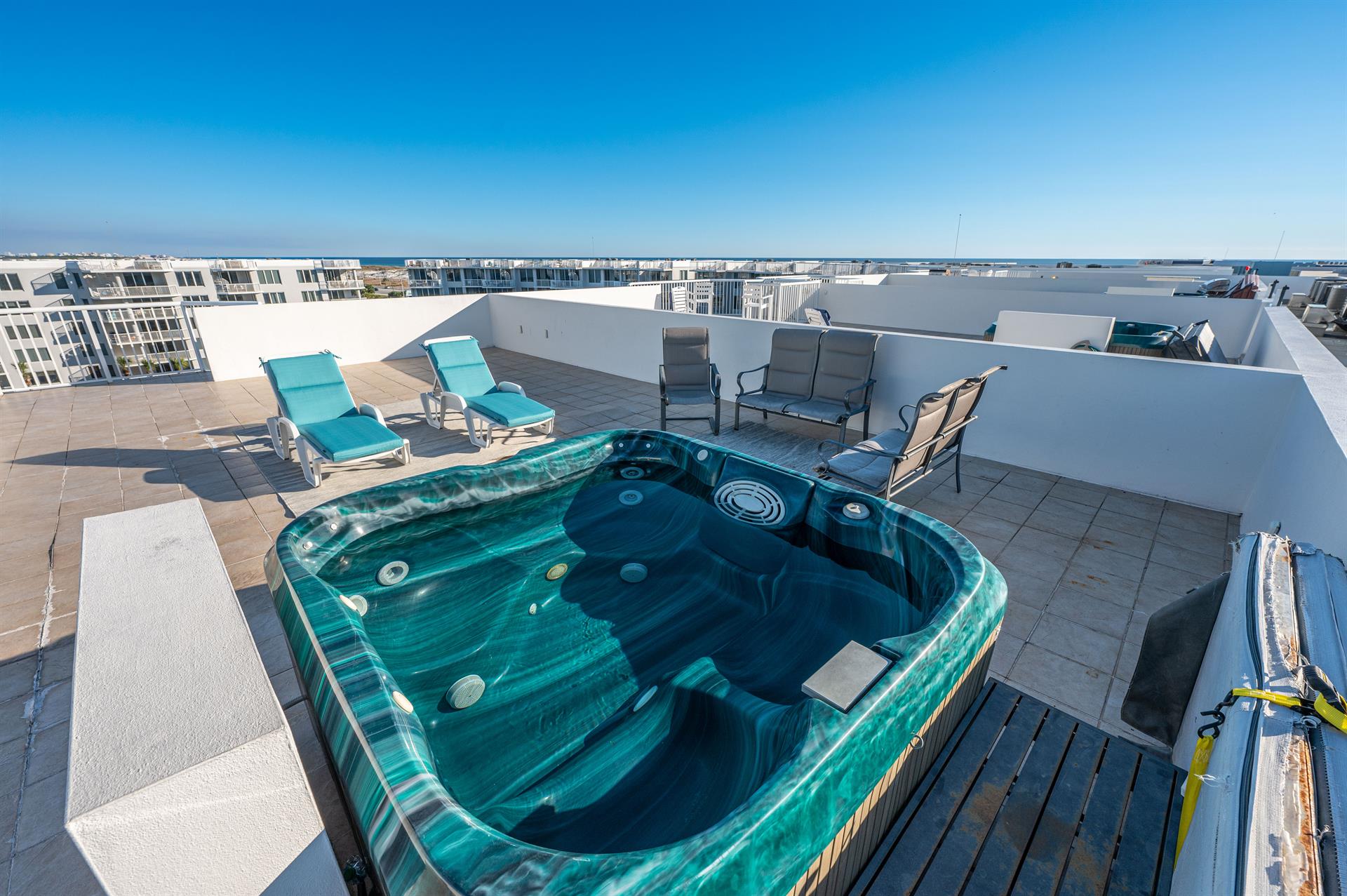 Sun Deck Hot Tub