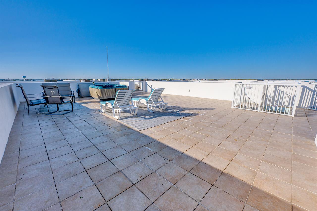 Sun Deck