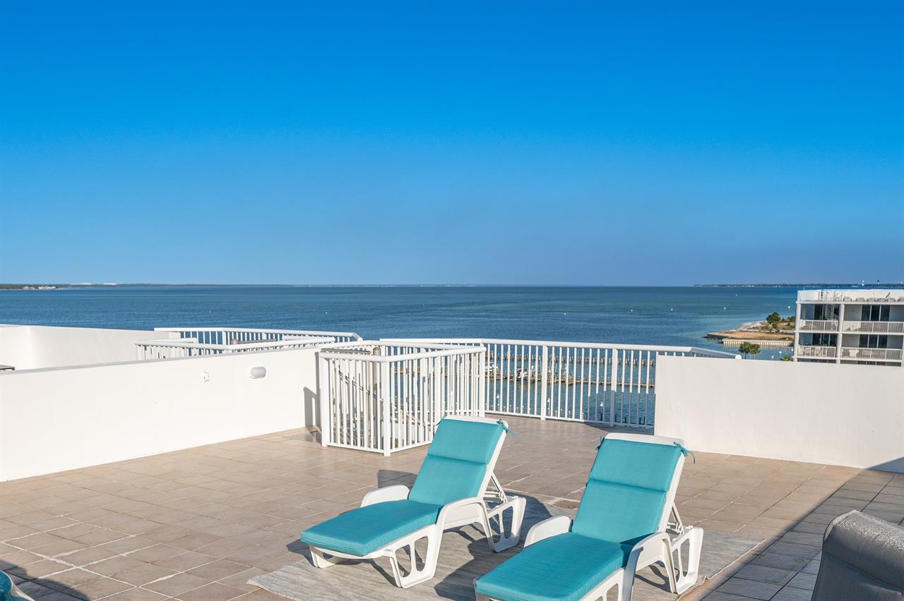 Sun Deck