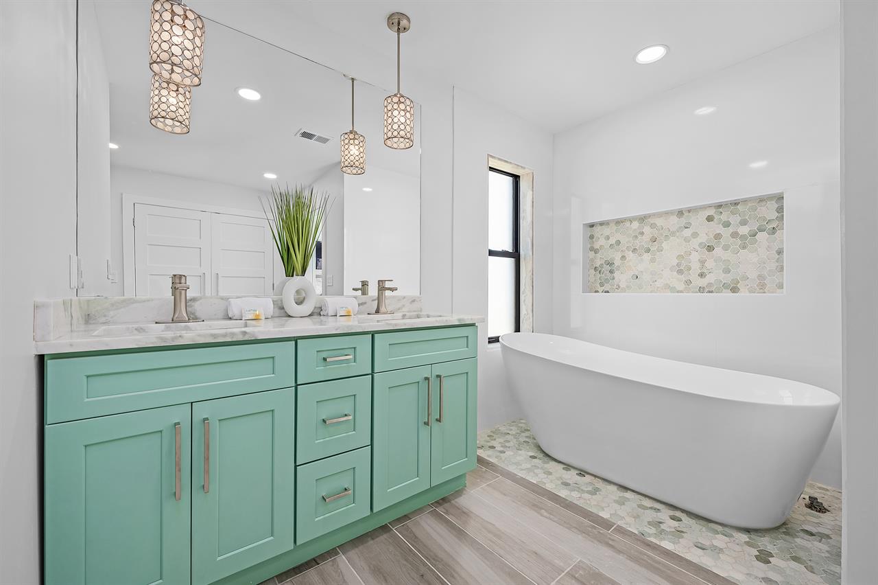 Primary Bath