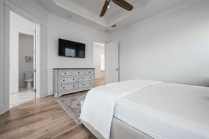 39 St Simon CircleDestinLoRes63