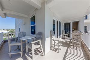 Wraparound Sunset Balcony