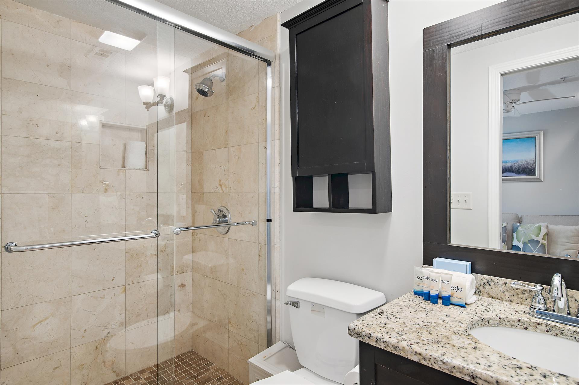 web_407 Inn at Crystal Beach _33