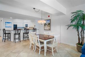 web_403 Inn at Crystal Beach _21