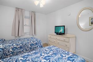 web_403 Inn at Crystal Beach _30