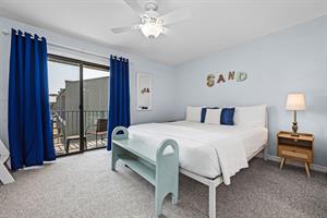 Gulf Winds 24LoRes43