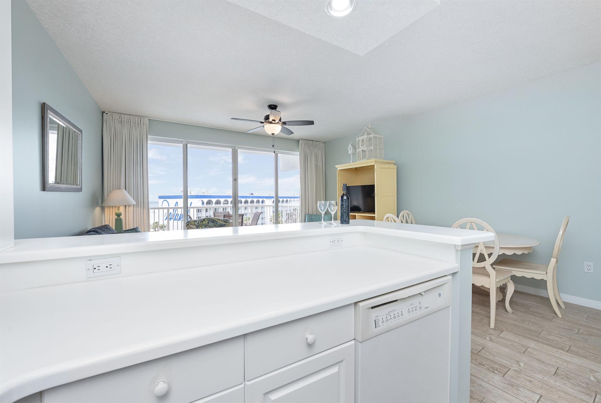 1515 Miracle Strip Pkwy SE G613FWB21