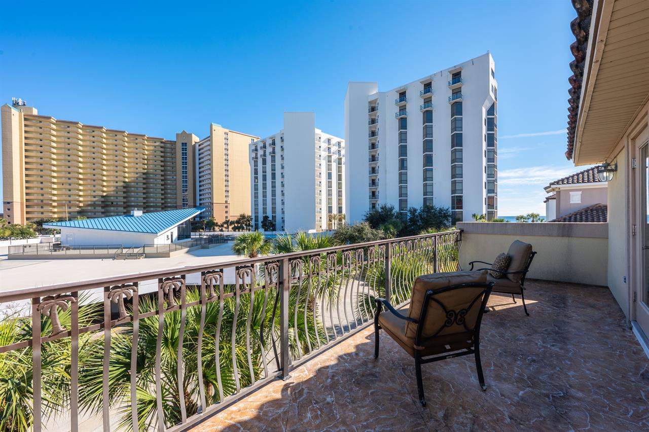 Third Floor Balcony