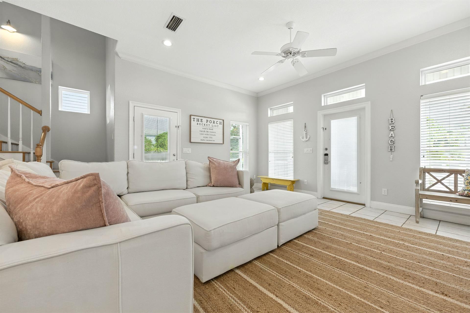 4499 Ocean View DrDestin64