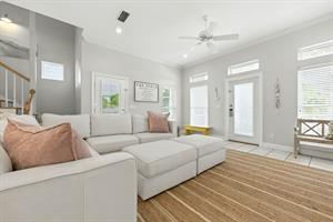 4499 Ocean View DrDestin64