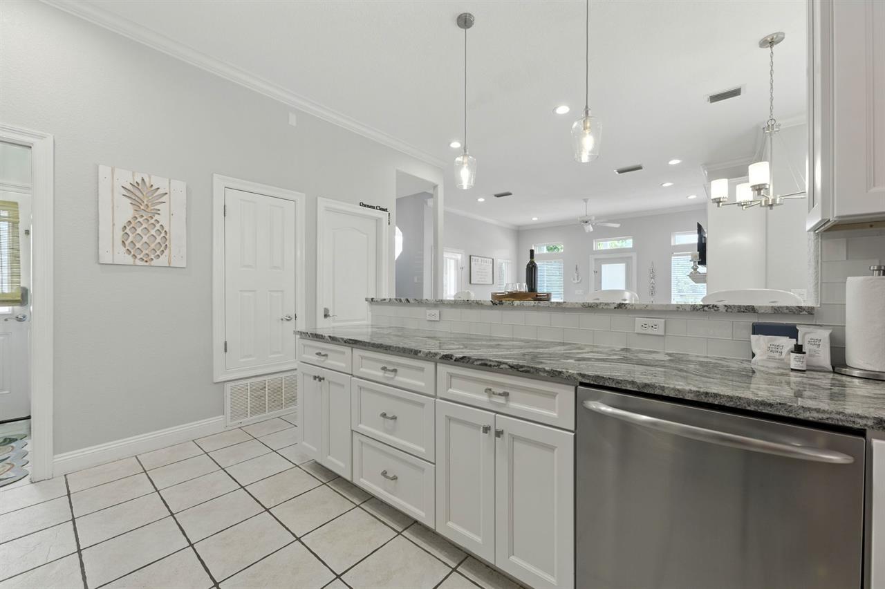 4499 Ocean View DrDestin73