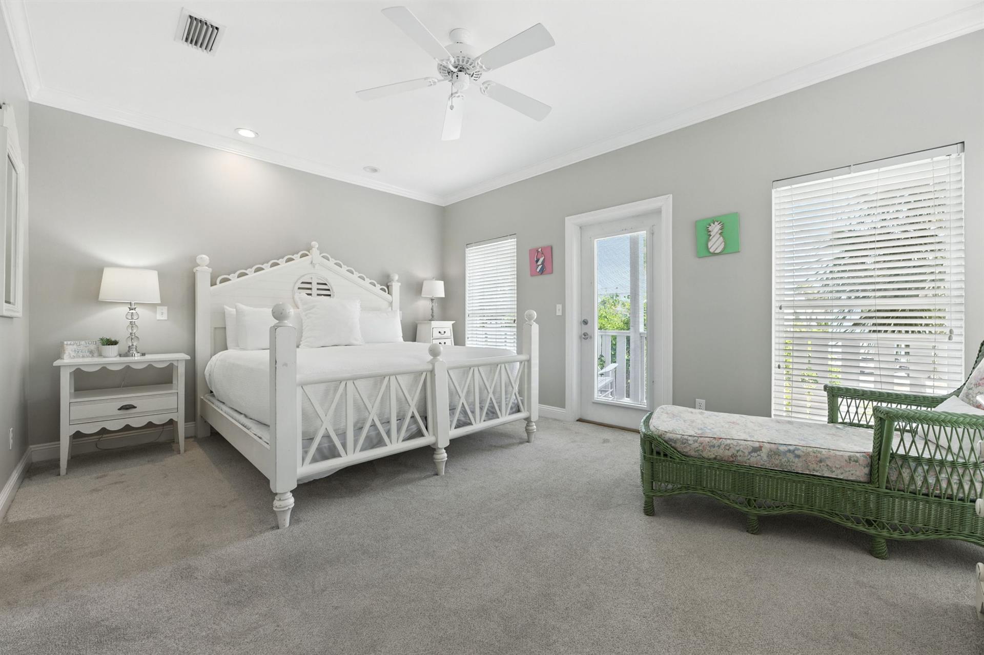 4499 Ocean View DrDestin99