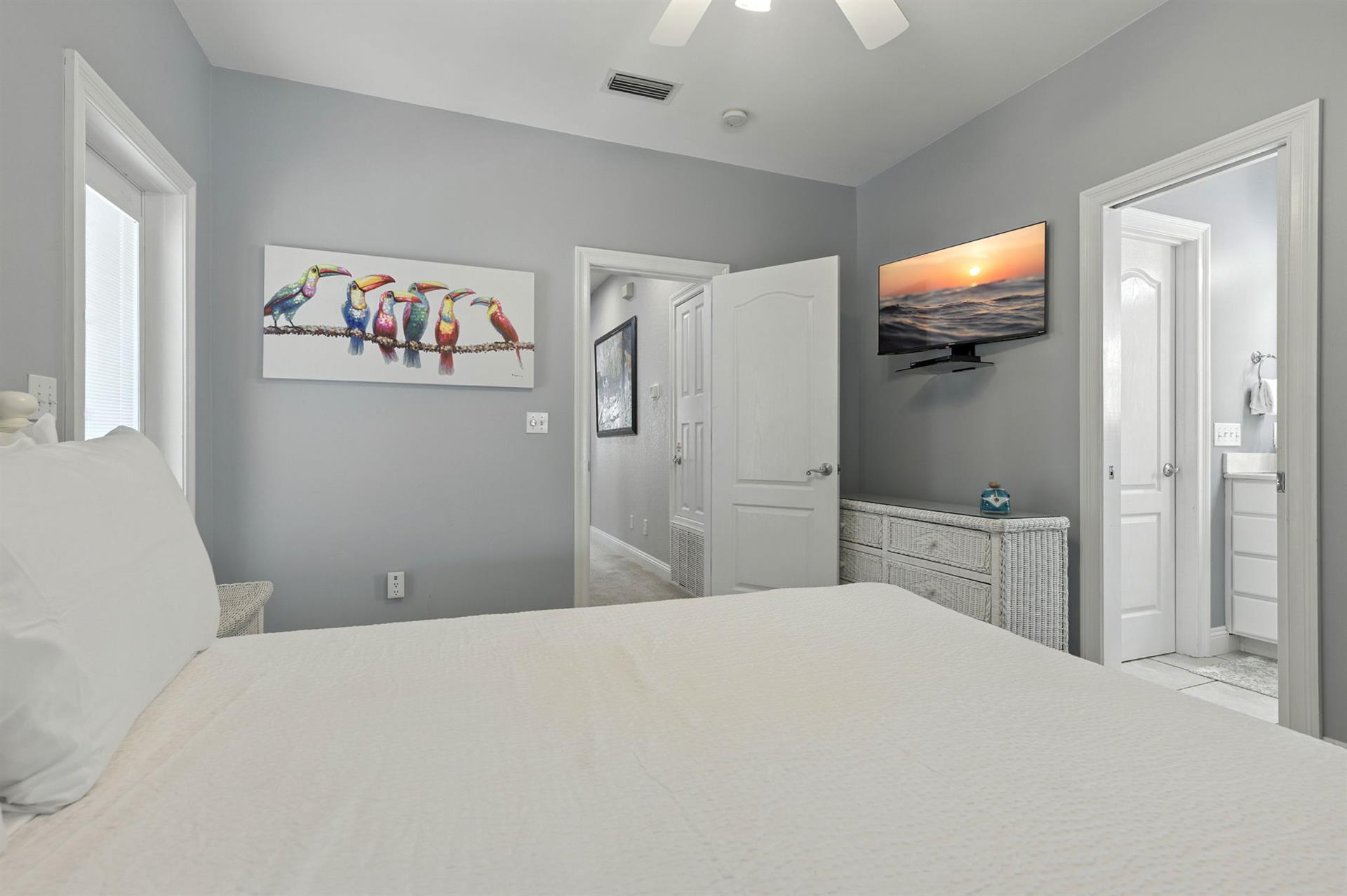 4499 Ocean View DrDestin91