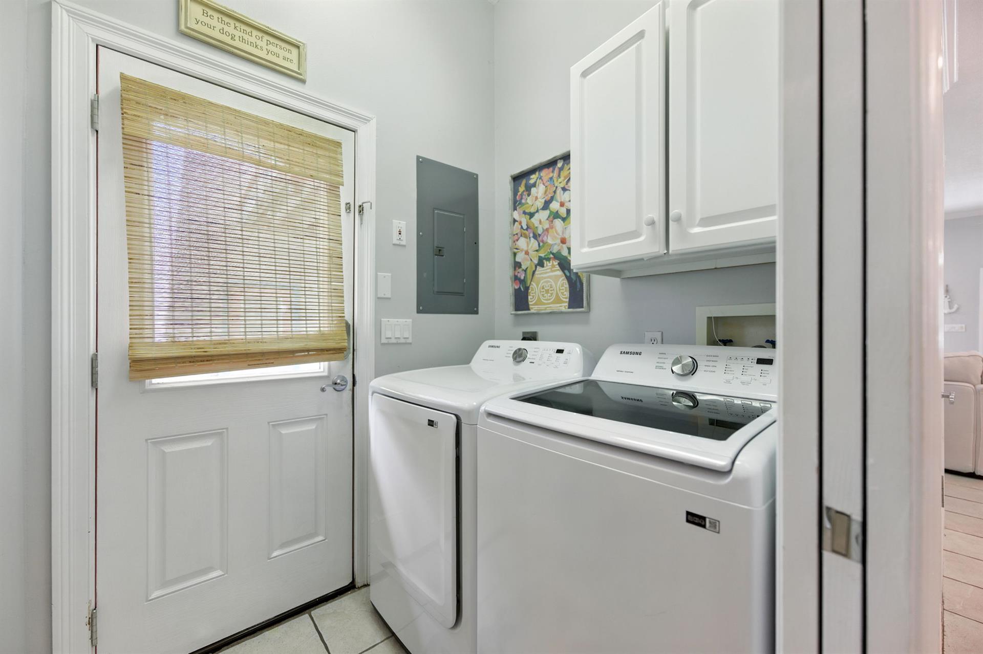 4499 Ocean View DrDestin83