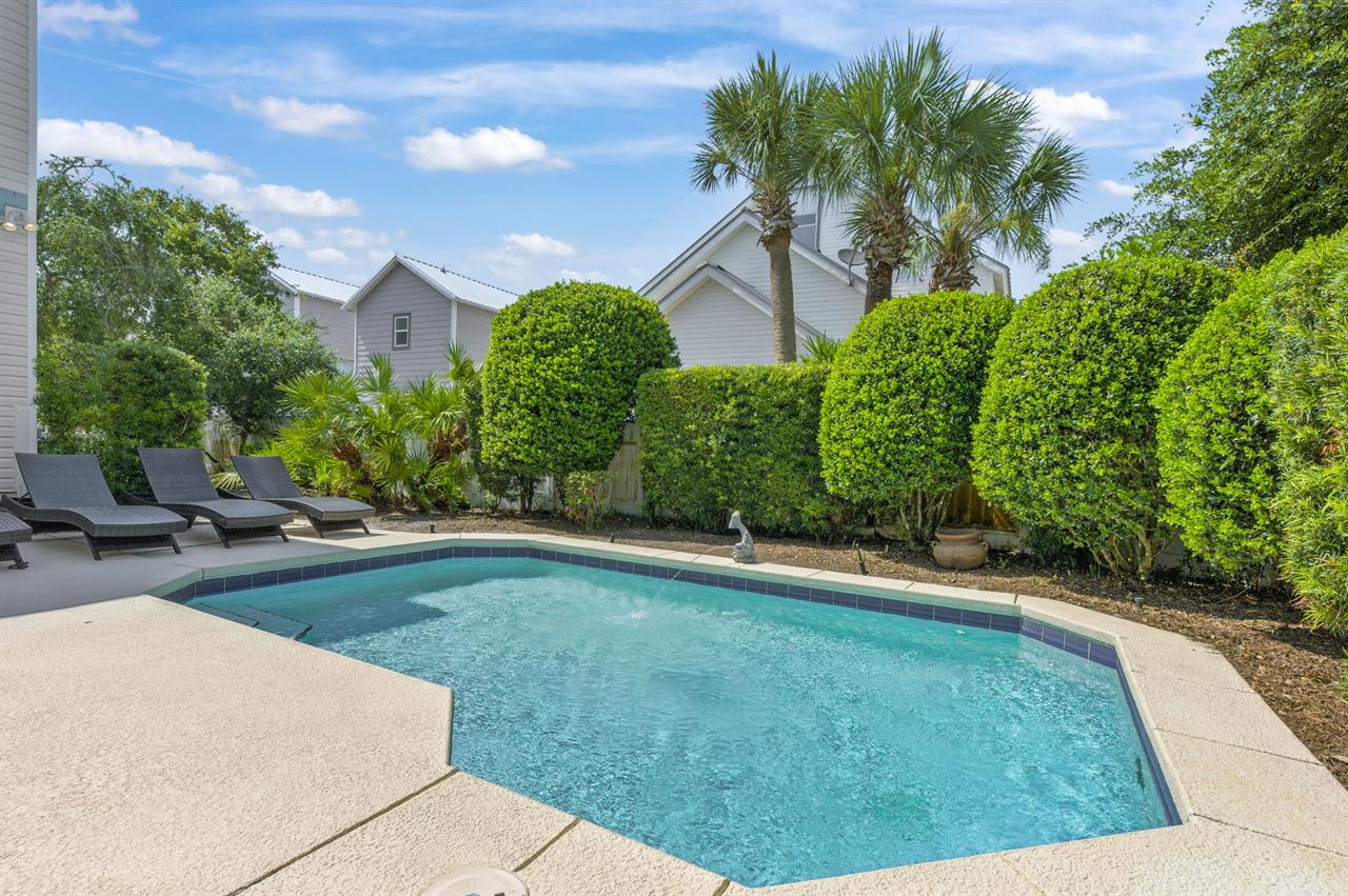 4499 Ocean View DrDestin31