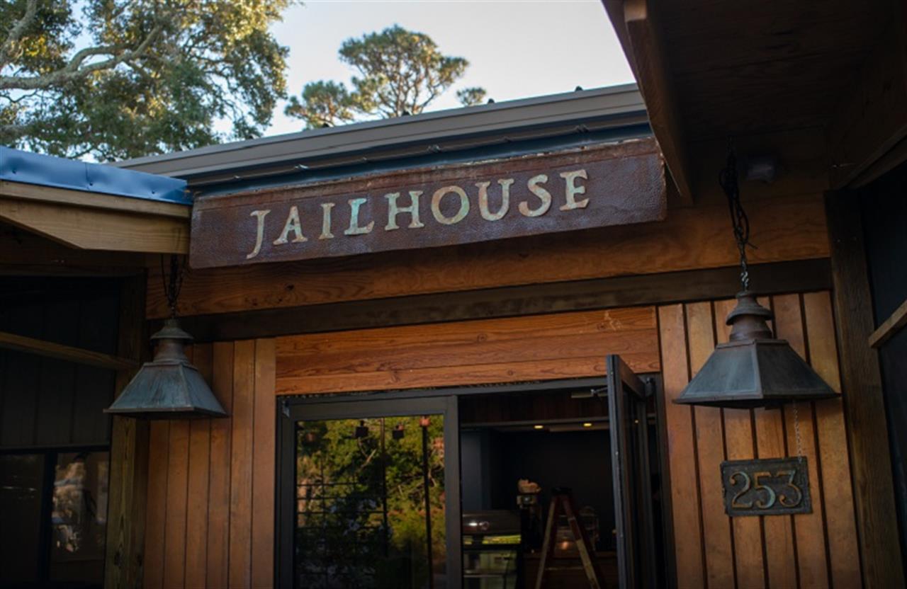 Jailhouse Provisions Exterior