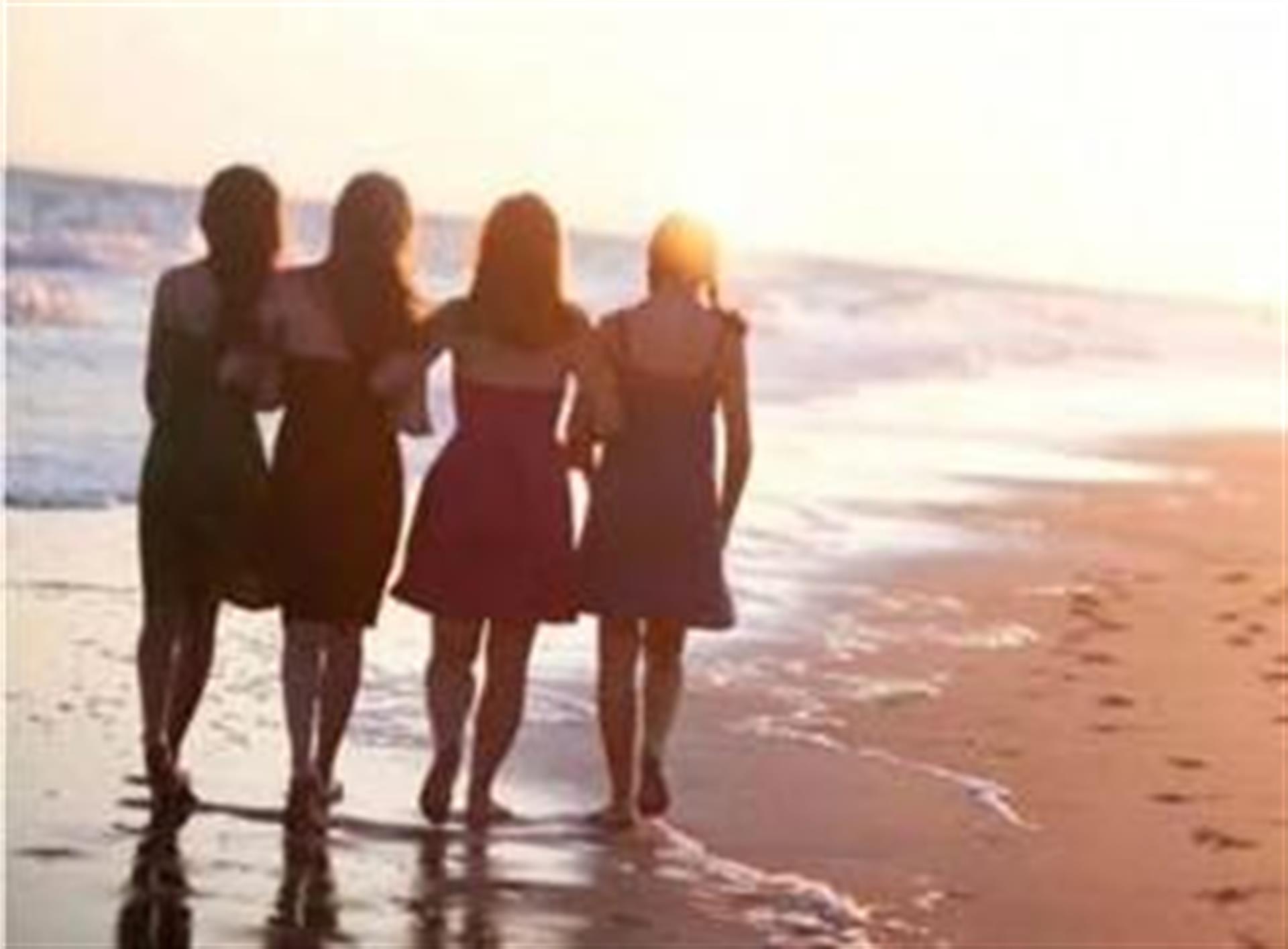 Girlfriend Week on Bald Head Island is September 2530, 2011.