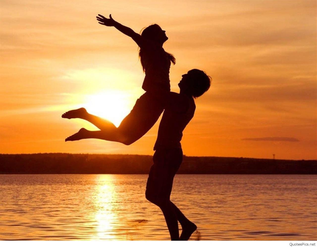 6808 Couples In Love B