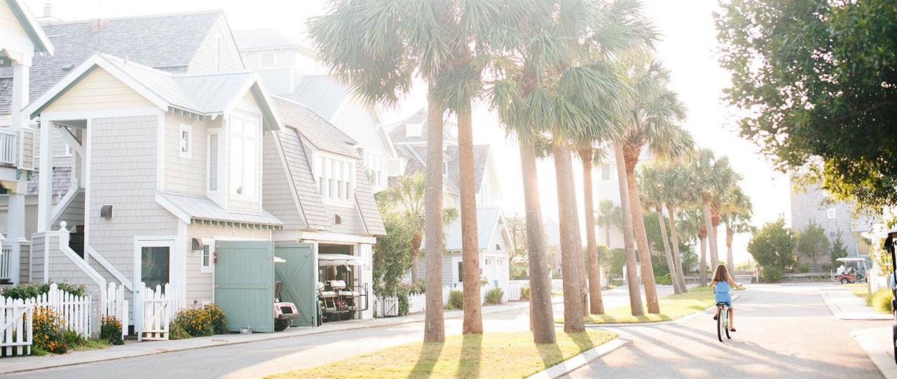 9840 Girl On Bike Bald Head Island B